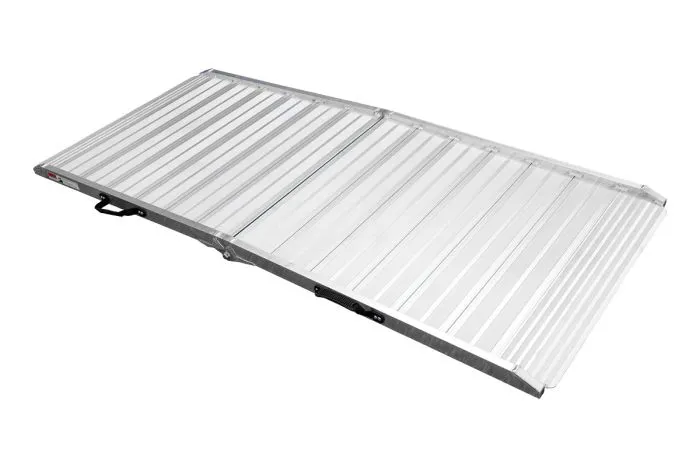 Alu Auffahrtsrampe klappbar - Breite: 90 cm, Länge: 2,13 m, max. Belastbarkeit *: 400 kg