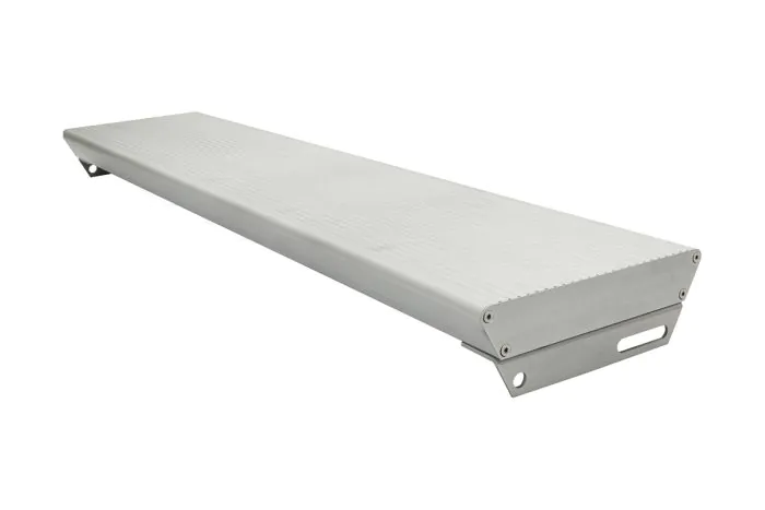 Aluminiumstufe rutschhemmend inkl. 2 Deckel & 2 Winkel und Schrauben - Ausführung: Edelstahloptik, Breite: 1000 mm, Tiefe: 270 mm