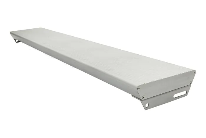 Aluminiumstufe rutschhemmend inkl. 2 Deckel & 2 Winkel und Schrauben - Ausführung: Edelstahloptik, Breite: 1200 mm, Tiefe: 270 mm