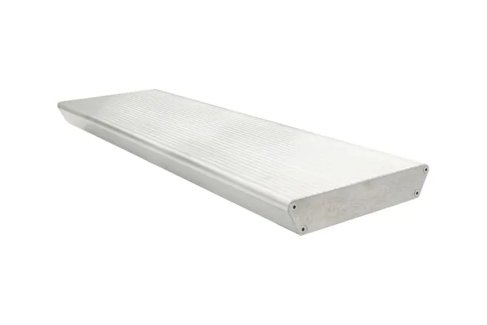 Aluminiumstufe rutschhemmend inkl. 2 Deckel und Schrauben - Ausführung: Natur, Breite: 800 mm, Tiefe: 270 mm