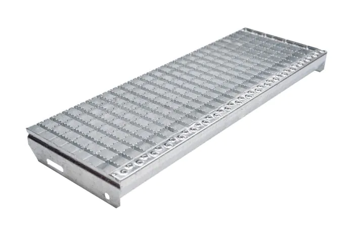 Gitterrost-Stufen 30 x 30 mm, feuerverzinkt, rutschhemmend - Breite: 800 mm, Tiefe: 270 mm