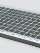 Gitterrost-Stufen 30 x 30 mm, feuerverzinkt - Breite: 900 mm, Tiefe: 305 mm