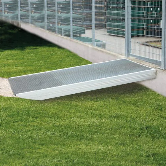 Alu Übergangsbrücke