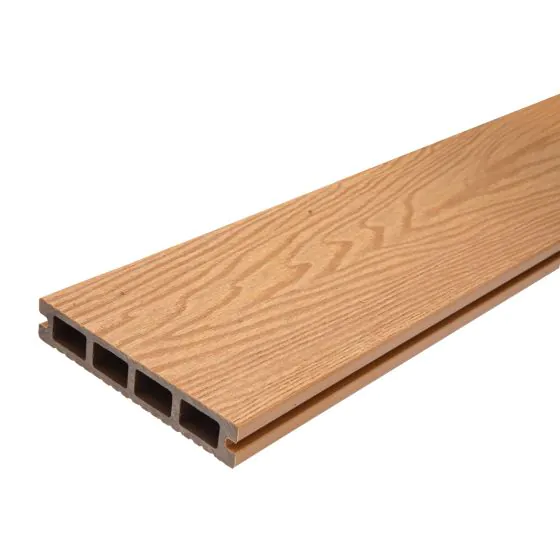Terrassendielen WPC - Länge: 2900 mm, Querschnitt: 140 x 25 mm, Farbe: Holzoptik hell